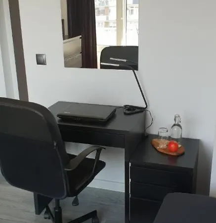 Modern Fully Equipped *
